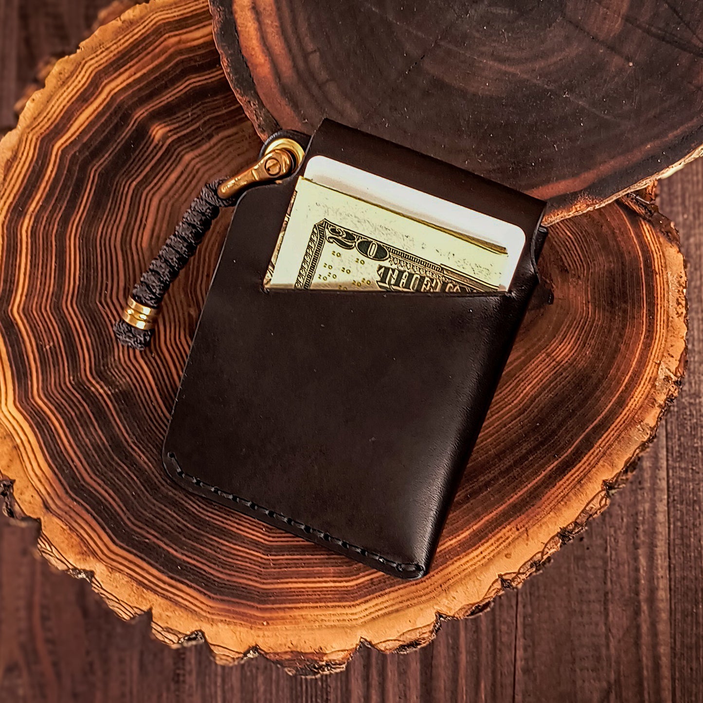 Slim everyday carry wallet