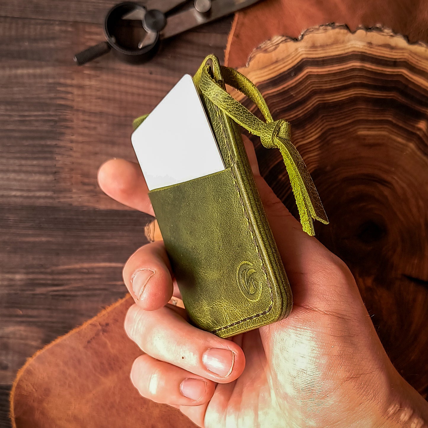 Front pocket wallet