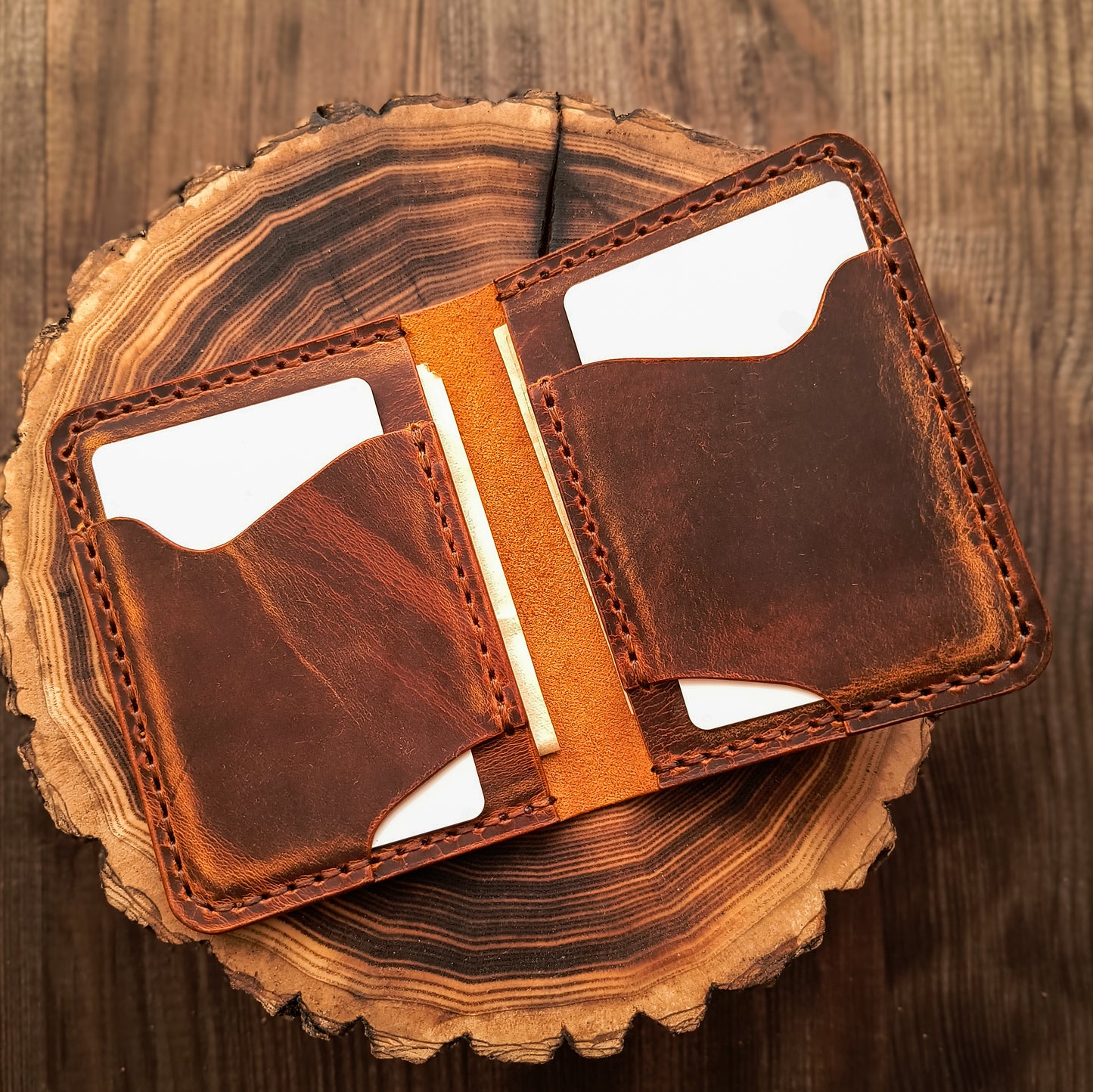 Front pocket bifold wallet