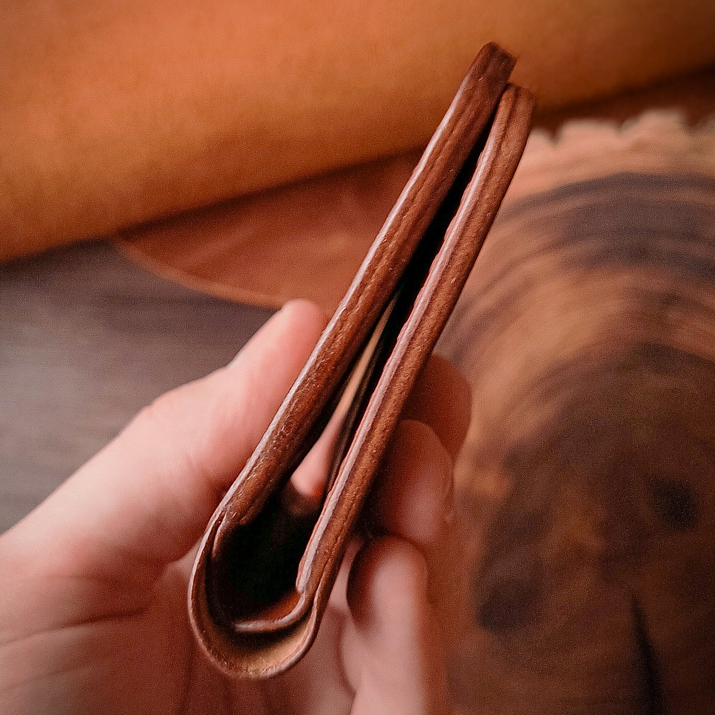 Minimal bifold wallet