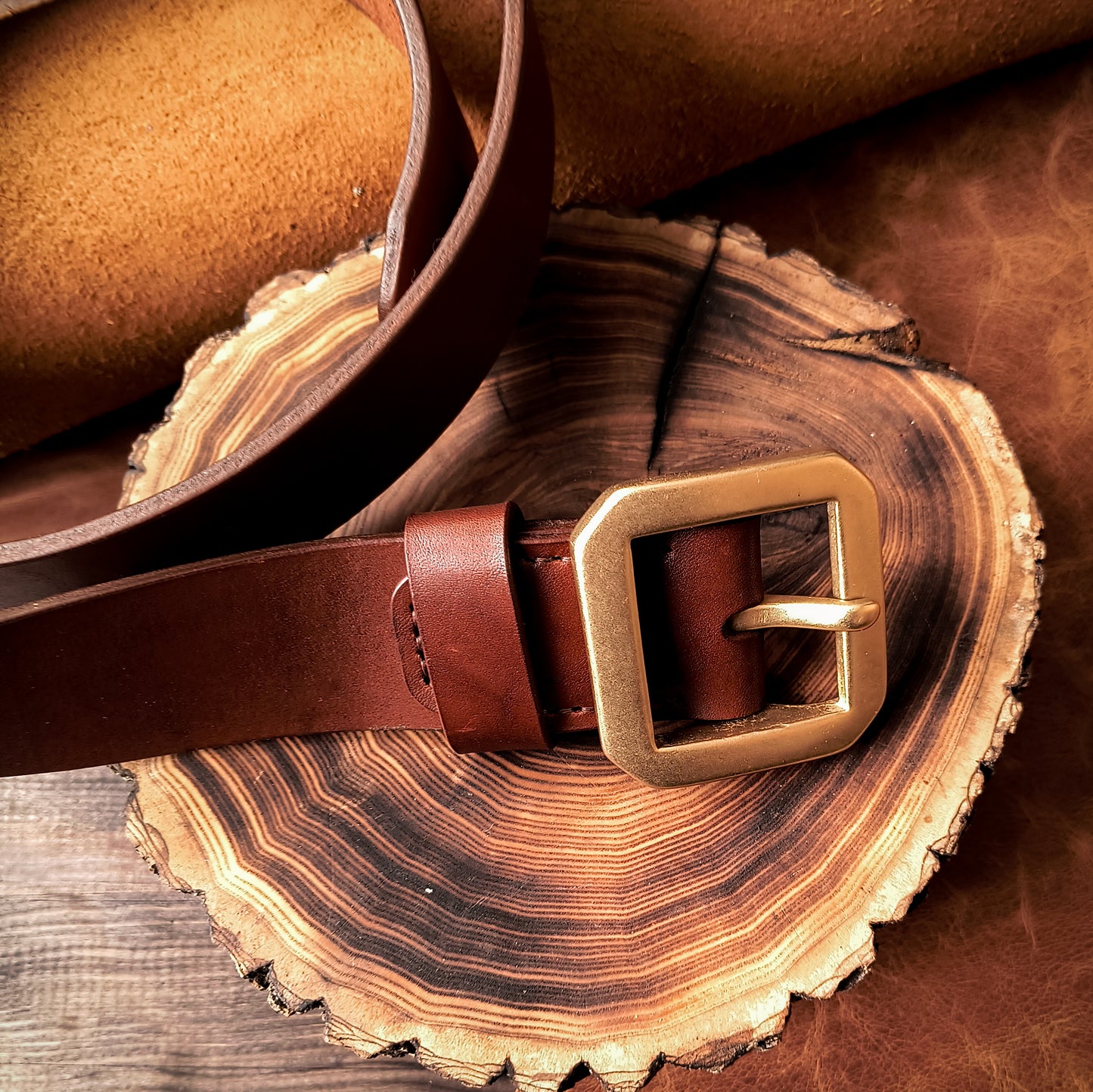 Cognac brown thick leather belt with large solid brass frame buckle 