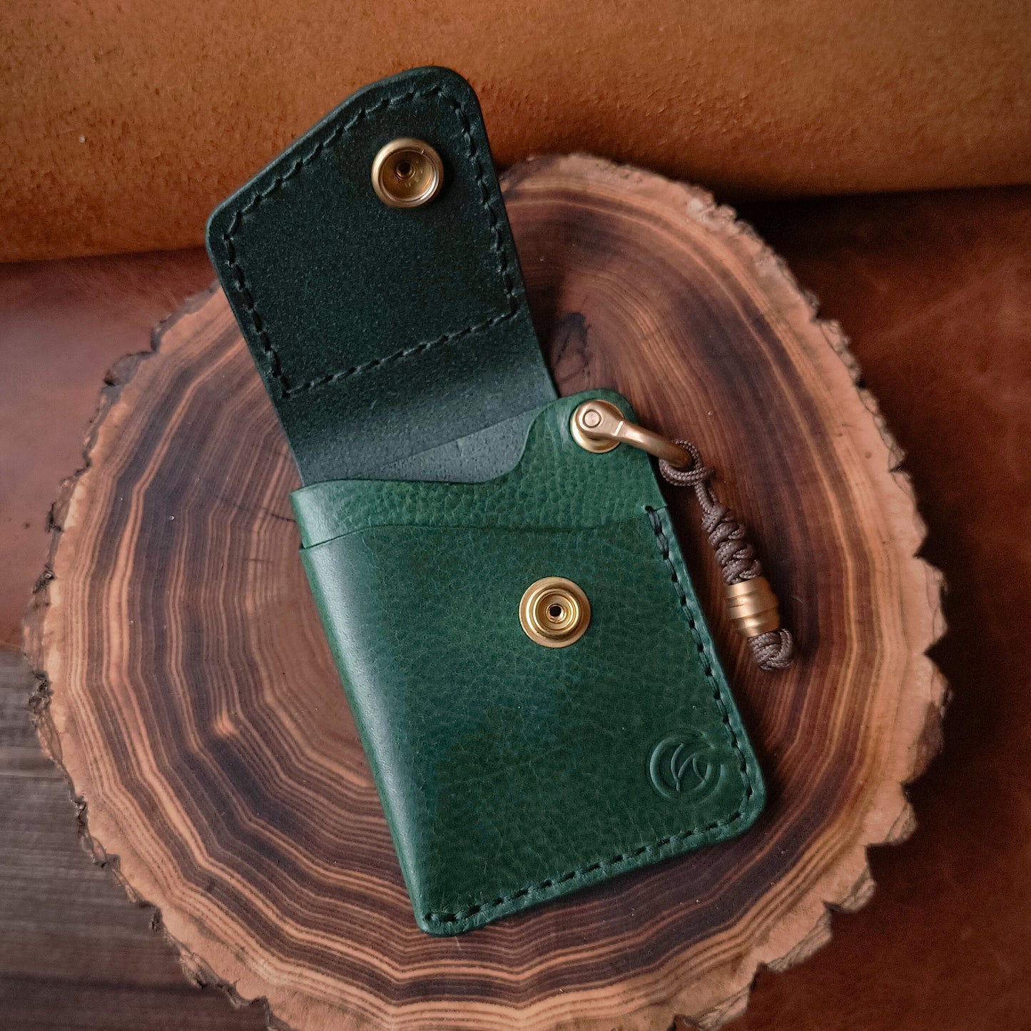 High quality slim handmade Italian leather wallet in emerald green colour 