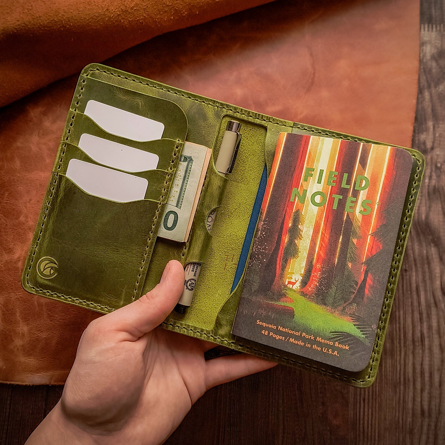 Travel journal organiser