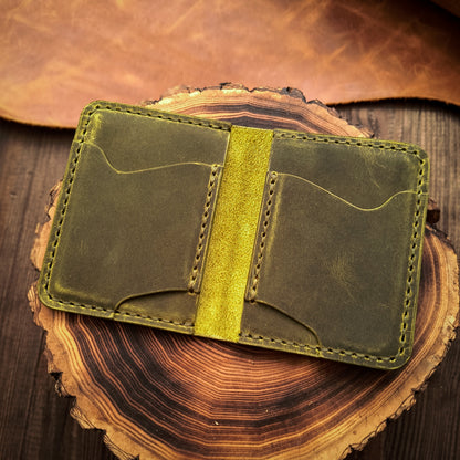 Front pocket bifold wallet