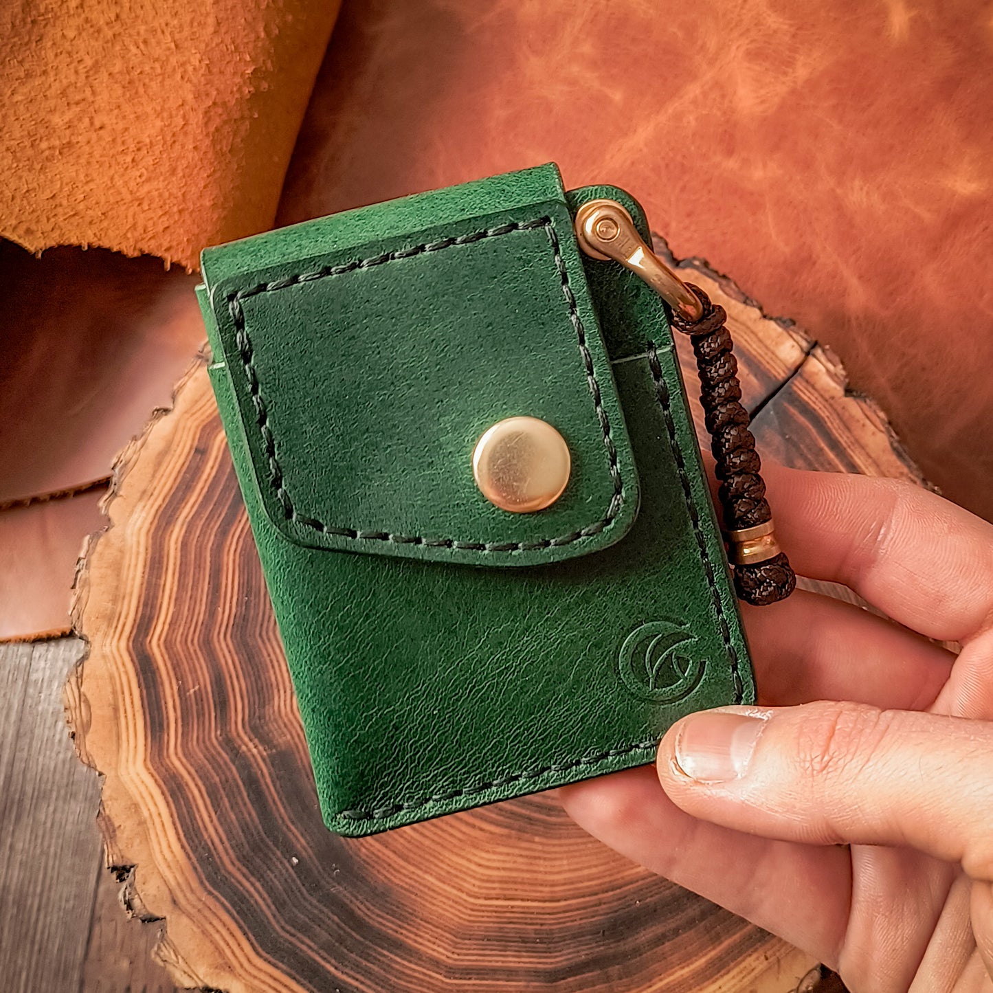 Compact deep green waxy leather wallet for everyday carry 